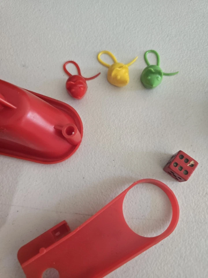Mouse Trap 1963 tablero de juego y piezas Foto 2 de 4