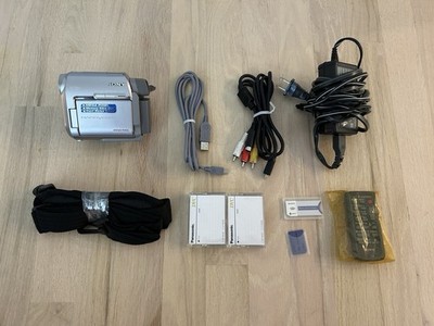 SONY DCR-HC40 MiniDV Camcorder Digital Video Camera Set