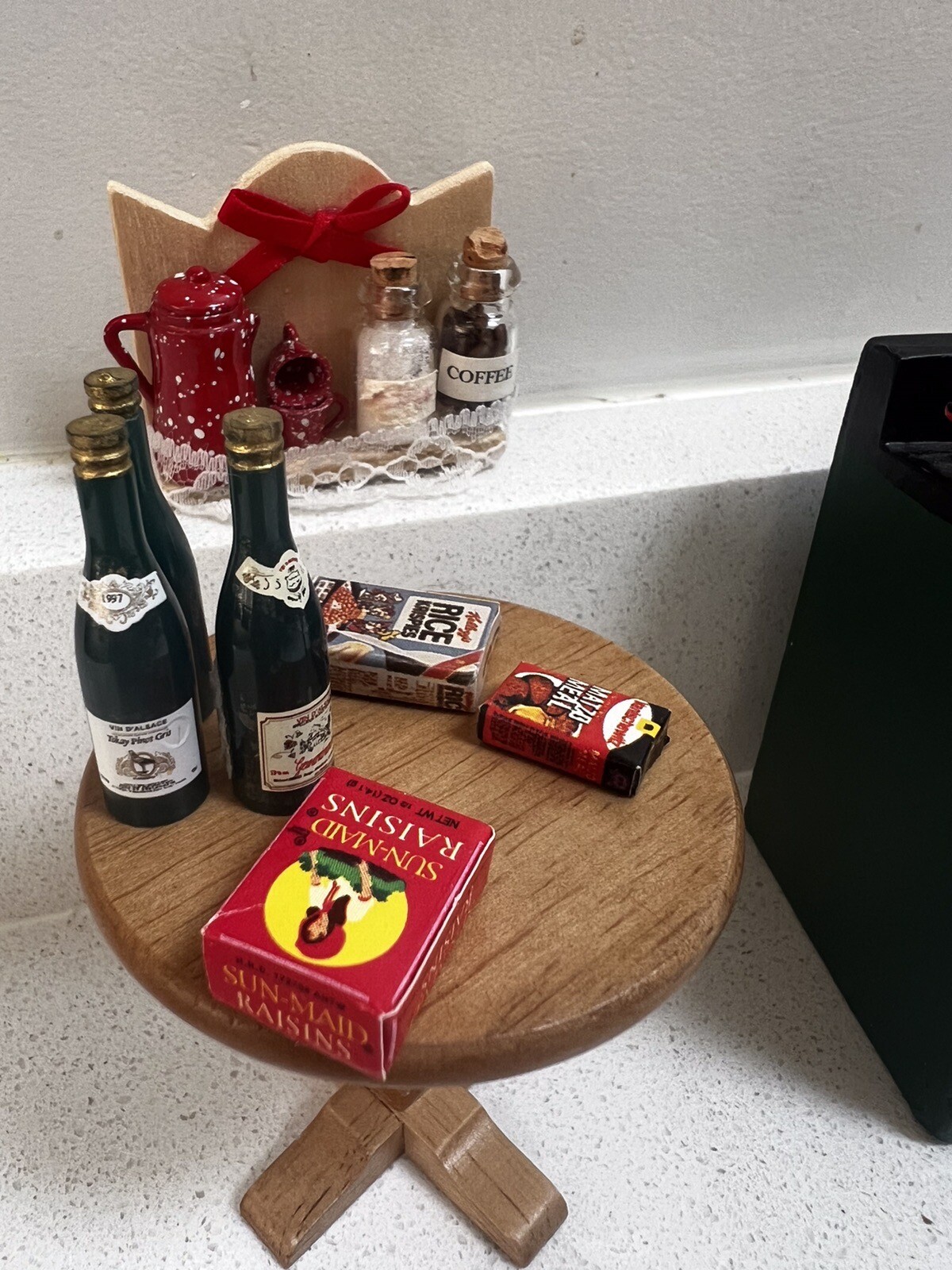 Miniature Dolls House Kitchen Furniture Set With Range And Dresser