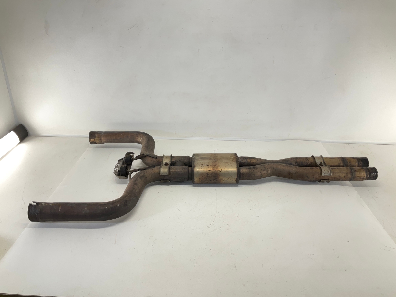 14-20 MASERATI Ghibli Rear Center Exhaust Pipe Tube