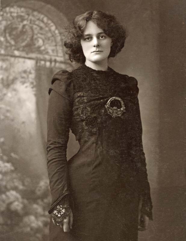 1901 Political Activist Actress Maud Gonne Old Photo x 11
