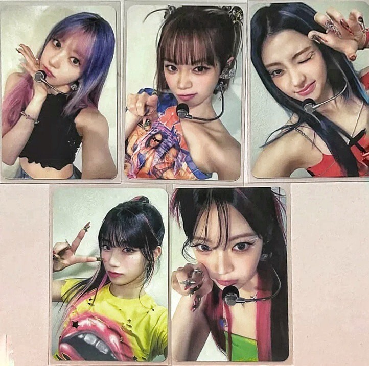 LE SSERAFIM CRAZY CHINA YETIMALL YZY PHOTOCARD POB LUCKY LE SSERAFIM CRAZY CHINA YETIMALL YZY PHOTOCARD POB LUCKY