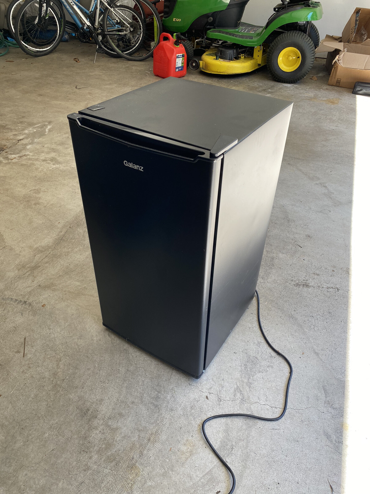 Galanz GLR33MS1E02 3.3 Cu Ft Compact Fridge eBay