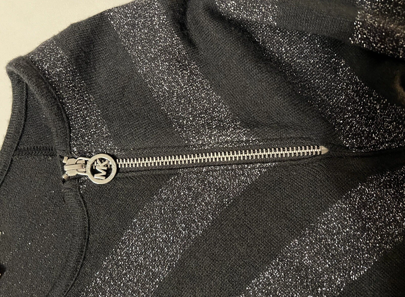 Abito da donna Michael Kors manica lunga a righe taglia XL nero e argento