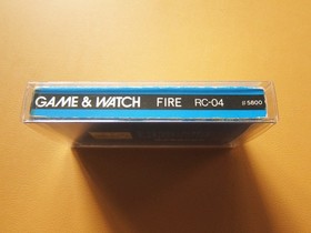 NINTENDO Fire Game and Watch in Excellent Condition 1981 (RC-04)