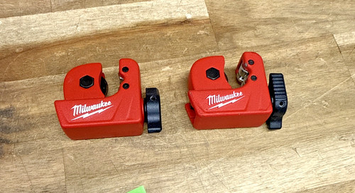 Milwaukee 48-22-4251P 1" Mini Copper Tubing Cutter (CP1020501) used and new B42