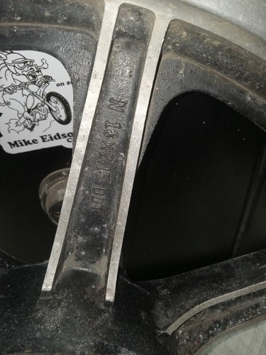 1979 Yamaha SR500E SR500F Rear 18 inch Mag Wheel Black, SPROCKET A2927 - Picture 4 of 13