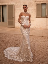 Appliques 3D Flower Wedding Dresses Long Sleeve Vintage Mermaid Long Bridal Gown