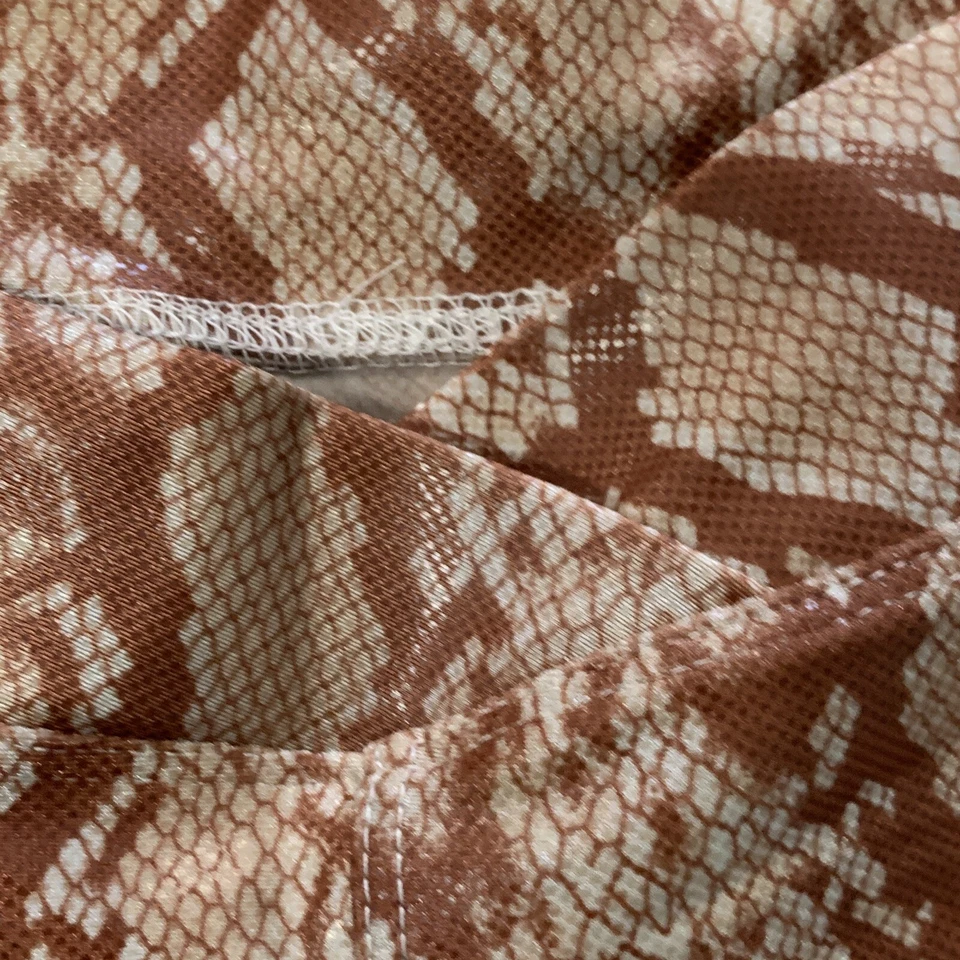 Otomix Active Wear Capri Workout Large cotton/lyrcia Made In USA Y2K snake print - Image 3 of 4