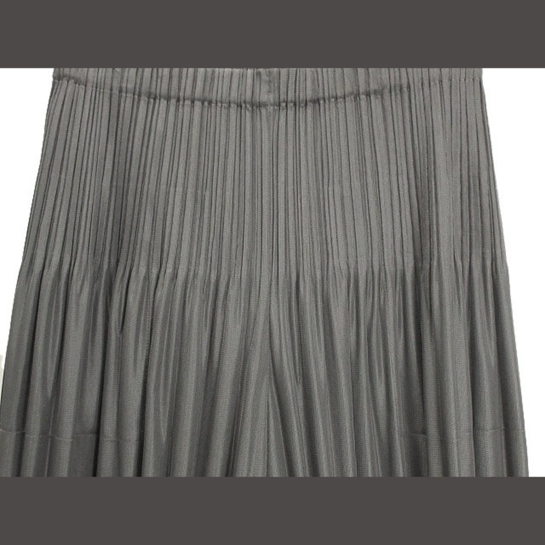 PLEATS PLEASE FLUFFY BASICS 4 GRAY BASIC PANTS BO… - image 3