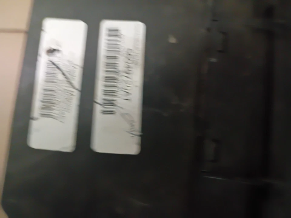 Módulo de relé caixa de fusíveis OEM 2008-2010 TIPM Dodge Caravan Town & Country 56049720AT - Imagem 3 de 4