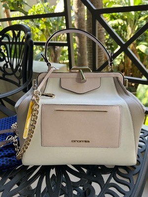 Cromia genuine leather pebbled  bag with strap made in Italy