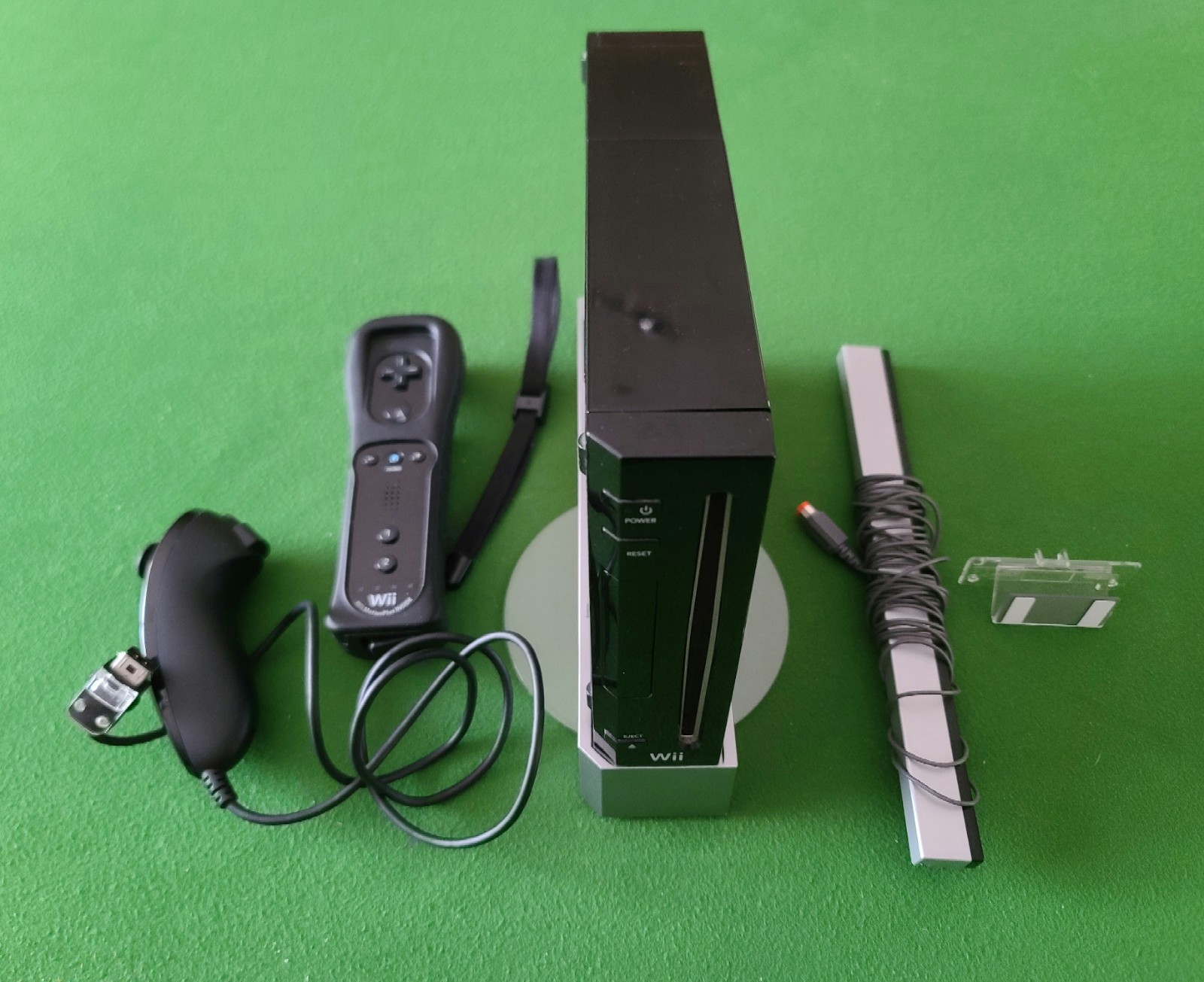 Console Nintendo Wii + manette Nintendo Wii Officielle - TBE