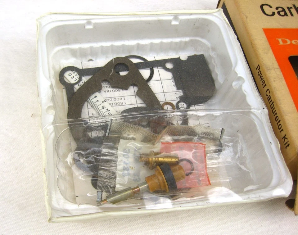 Kit de reparación de carburador de 6 cilindros Buick Special Skylark 1968-1969 NOS GM 250 69 Foto 3 de 3