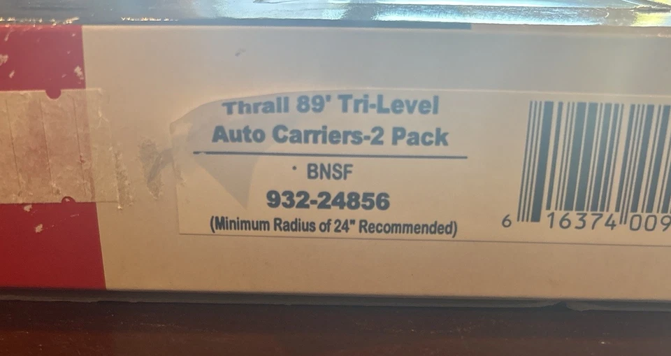 Walthers 89’ Thrall Tri-Level Auto Carriers BNSF Paquete de 2 932-24856 Foto 2 de 2
