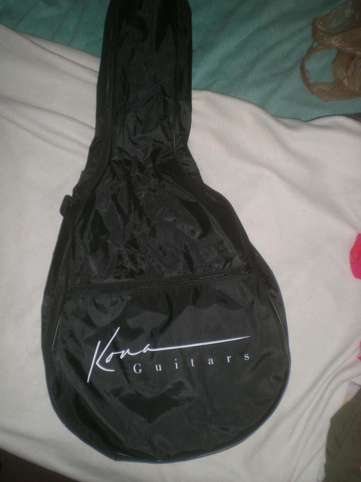 Black Nylon Zip Up Guitar Case by Kona Guitars
