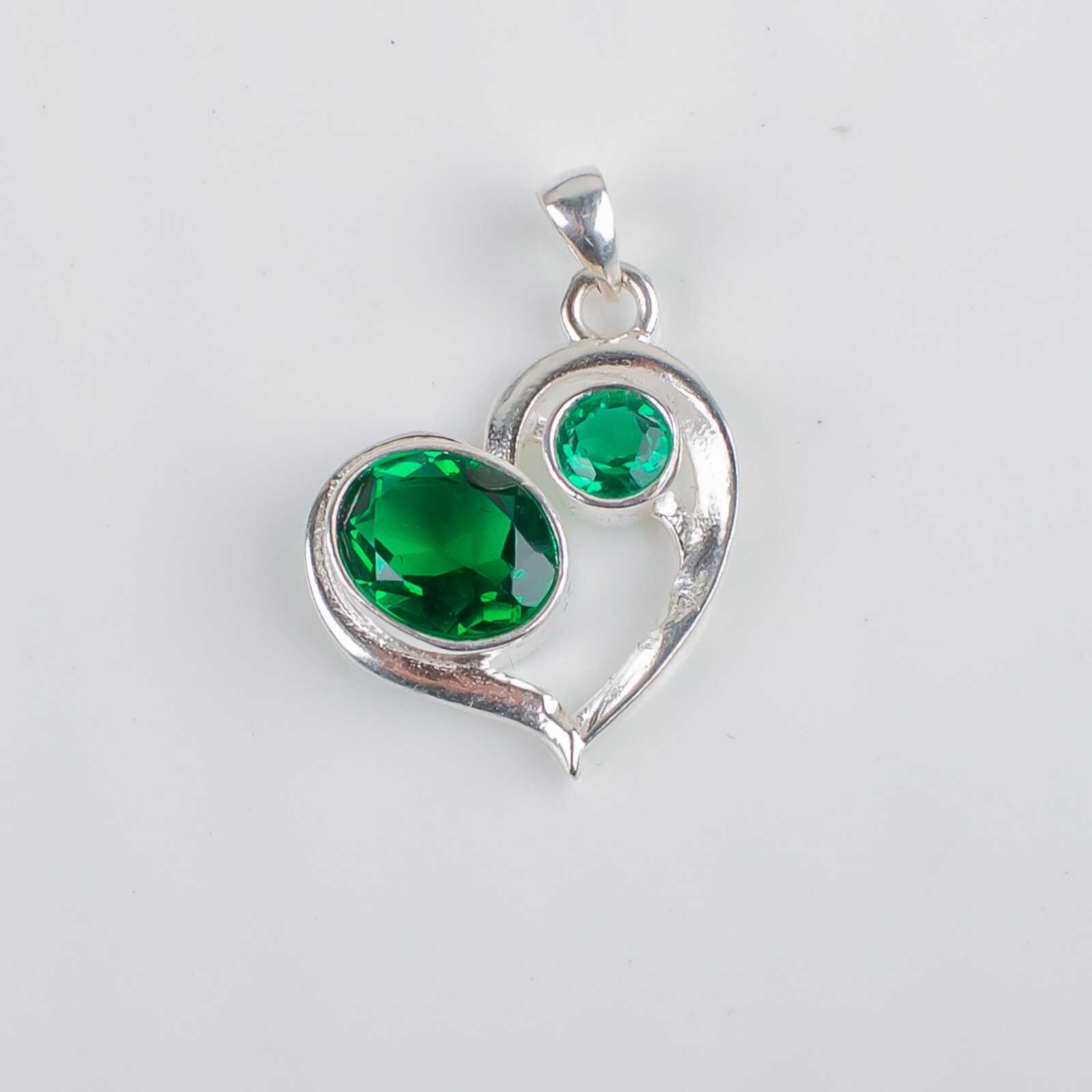Birthday Gift For Her Natural Green Emerald Pendant Heart Shape 925 Silver