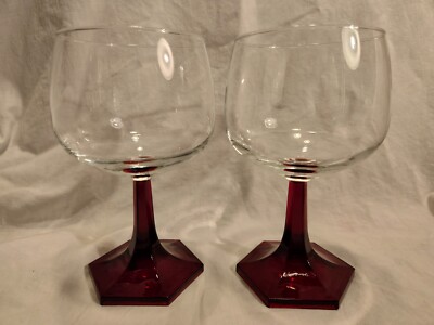 2 Luminarc Arcoroc Goblets Ruby Red MCM Hexagonal Wine Glasses