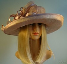 ŁADNA W RÓŻOWYM JASTRZĘBIE KOLEKCJA SŁOMKA OKAZJA LUB KAPELUSZ ŚLUBNY