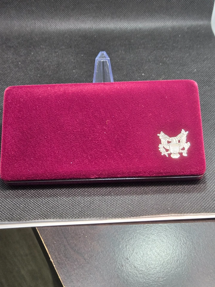 1992 U.S. MINT Proof Olympic 2 Coin set - Silver Dollar & Clad Half W/Box & COA - Image 3 of 4