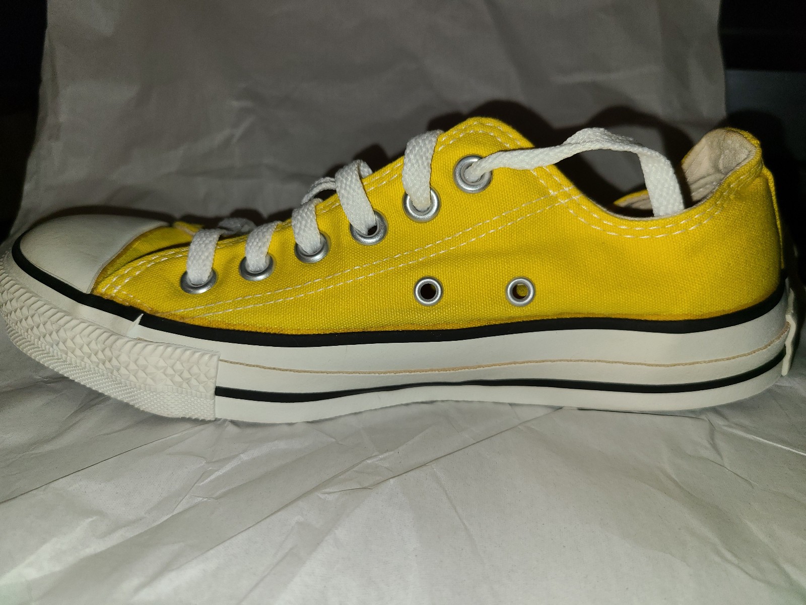 Converse All Star Yellow Low Tops Made in USA Size 5.5 Excellent Condition thumbnail 7