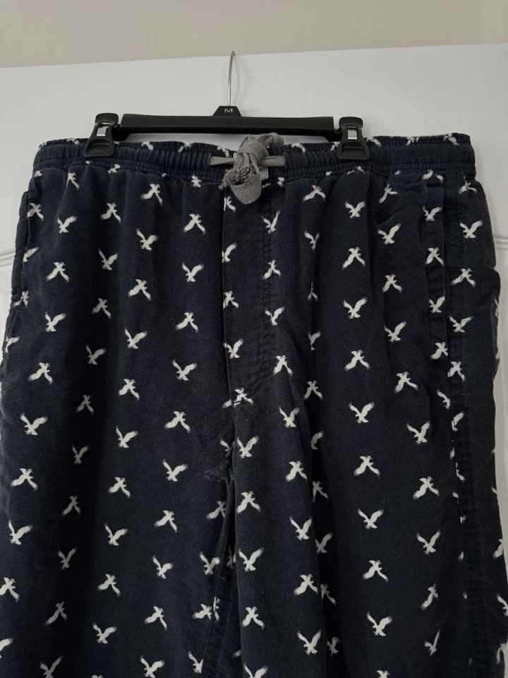 🦅 Pantalones de pijama de franela American Eagle Outfitters Heritage azul marino talla pequeña Foto 3 de 4