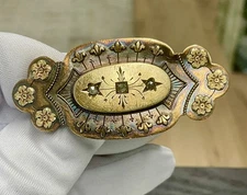 ANTIQUE GEORGIAN ERA STARBURST BROOCH DIAMOND ACCENTS ENGRAVING DETAILS 18K GOLD