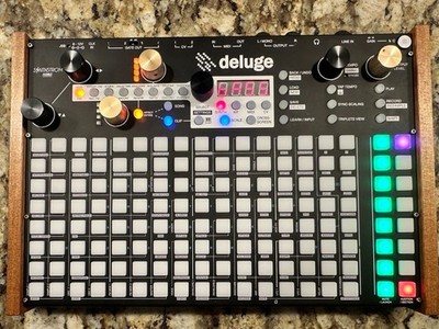 Synthstrom Deluge Portable Synthesizer Sequencer Sampler