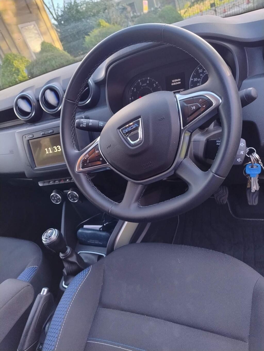 2021 Dacia Duster, photograph 6