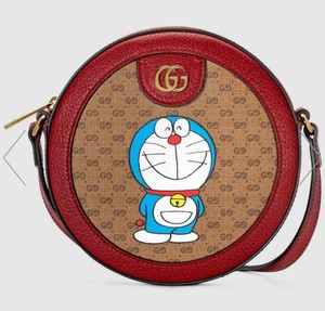 gucci collab supreme