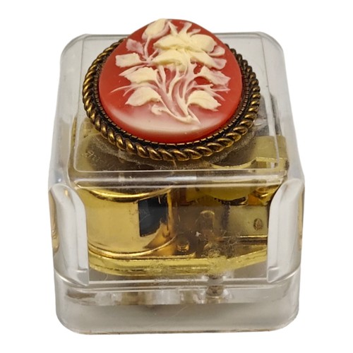 The Swan Lake Music Box Trasparente Funzionante Vintage Twist Look Vittoriano Cabochon - Foto 2 di 10