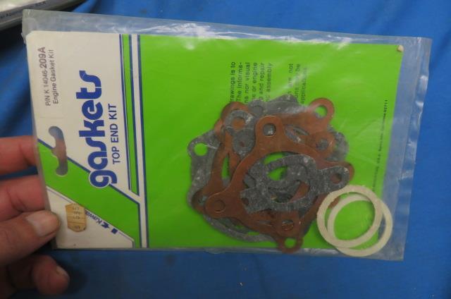 NOS Kawasaki # K14046-209A GSKT TOP End Set, S2 350cc Triple ( 15