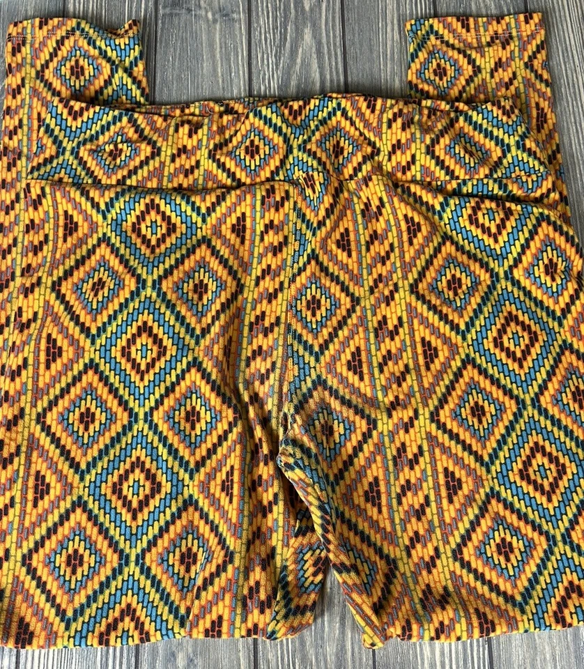 Lularoe Womens Yellow Diamond Geometric Leggings Tall And Curvy - Image 2 of 3