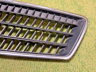 Toyota Genuine Chaser JZX100 1996-2001 Front Radiator Grille