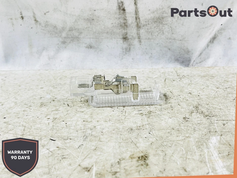 Lámpara de luz interior de cortesía para puerta Audi A4 A4 Quattro 2002-2008 0947416 OEM Foto 4 de 4