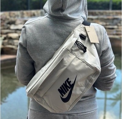 NIKE TECH HIP PACK FANNY PACK BA5751-072 LIGHT BONE