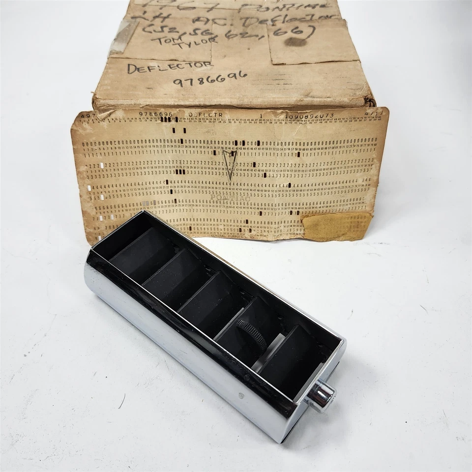 67 1967 Pontiac Bonneville... LH&RH Inside Air Deflectors NOS 9786695 9786696 - Image 2 of 4