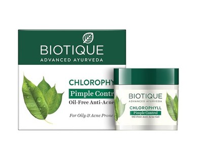 Biotique Bio Chlorophyll Ölfreies Anti-Akne-Gel Für Alle Hauttypen 50g