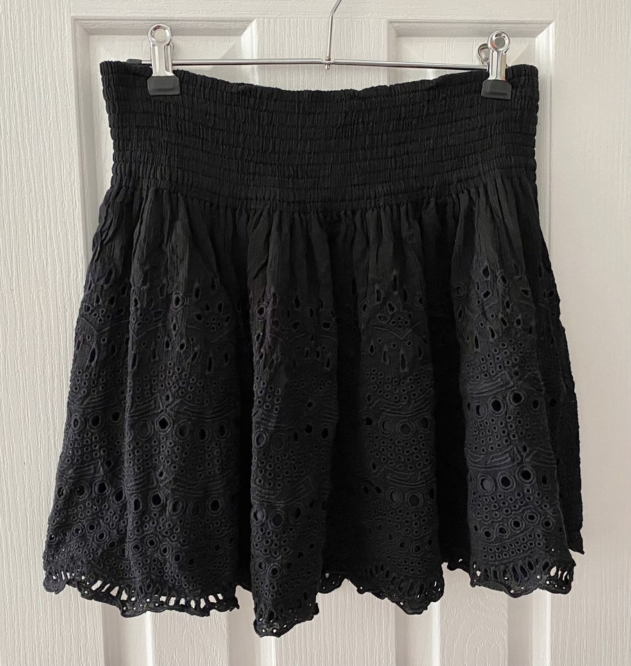 ENCHANTMENT Ladies Black Embroidered Elastic Waistband Mini Skirt Size M