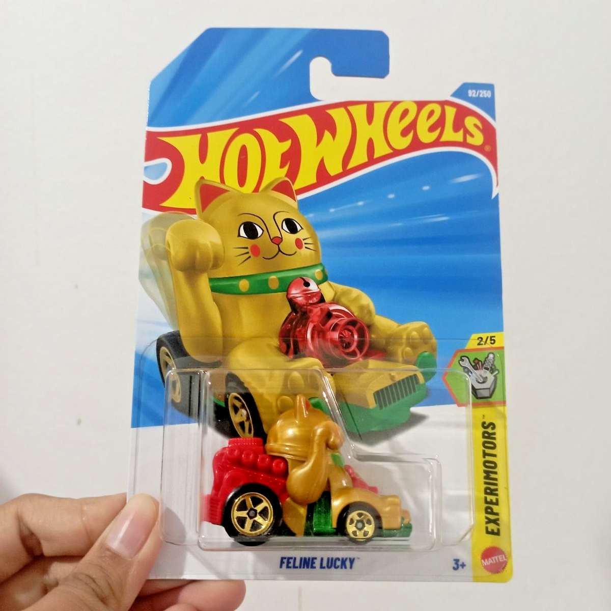 Hot Wheels 2026 Case D Feline Lucky Maneki Neko Gold