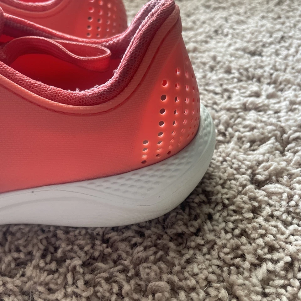 Zapatillas Crocs LiteRide Pacer para mujer talla 11 color: coral Foto 4 de 4