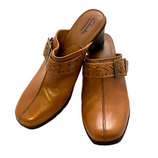 Clarks Bendables Mirabelle Women 10M Mules Tan Brown Leather 2.5" Heel Clog