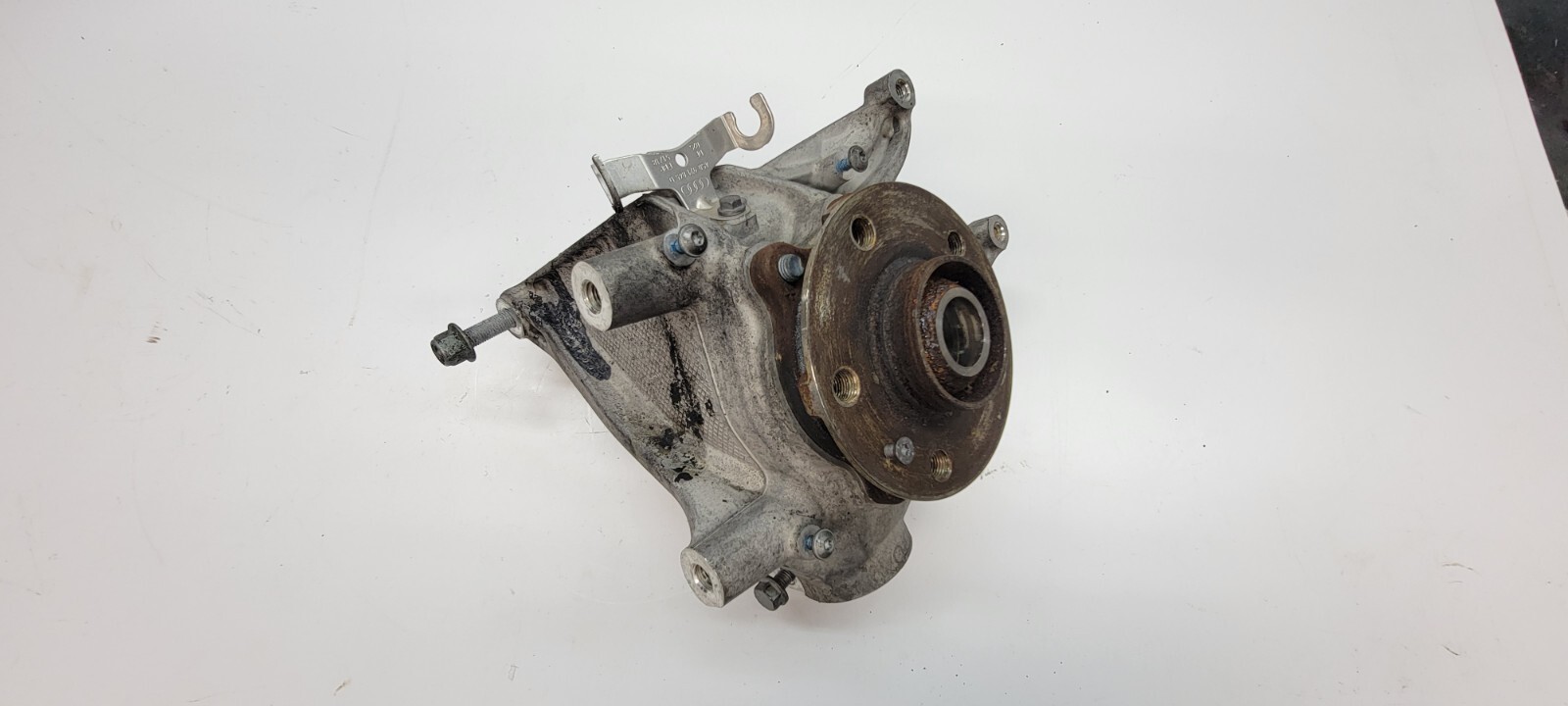 LAMBORGHINI HURACAN EVO REAR LEFT DRIVER HUB KNUCKLE REAR WHEEL STEERING OEM 