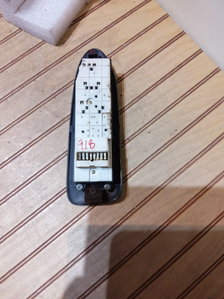 TOYOTA CAMRY POWER WI DOW INTERRUPTOR MAESTRO BRONCEADO OEM 1999 Foto 4 de 4