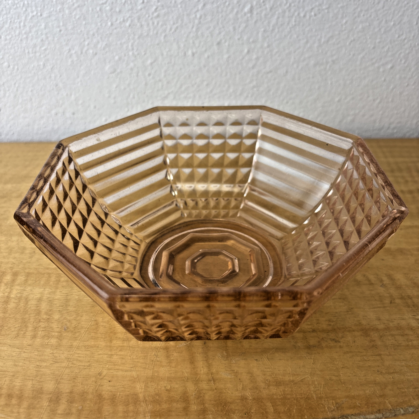 Art Deco 1930's Blush Peach Pink Depression Glass Serving Fruit Bowl