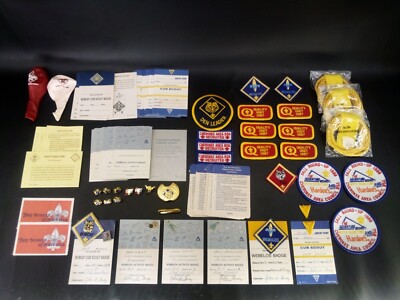 Big Lot Vintage Boy Cub Scout BSA Patch Pin much more 1987 Collectables RARE 