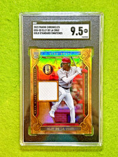 Elly De La Cruz GOLD REFRACTOR JERSEY ROOKIE CARD SGC 9.5 RC  2023 Gold Standard