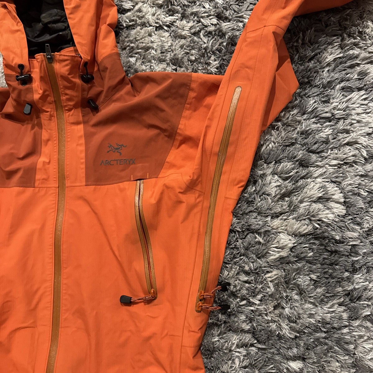Vintage Arc'teryx Theta AR Gore-Tex Jacket Men's Size Medium