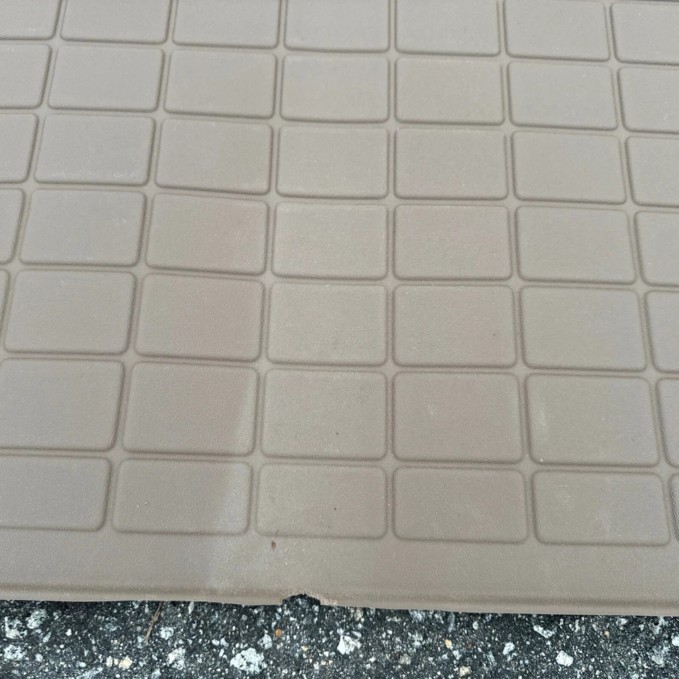 Alfombrilla de maletero WeatherTech Cargo Liner para Jeep Grand Cherokee - 2005-2010 - tostada Foto 2 de 4