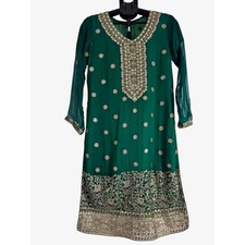 Green hand stitched embroidered kurta size large